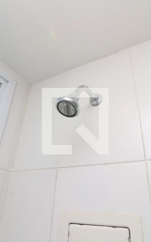 Apartamento para alugar com 71m², 2 quartos e 2 vagasBanheiro da Suíte