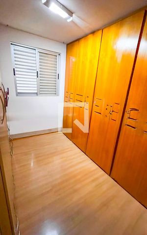 Apartamento à venda com 120m², 4 quartos e 2 vagas Apartamento à venda com 120m², 4 quartos e 2 vagasQuarto 2