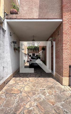 Casa à venda com 250m², 5 quartos e sem vagaGaragem