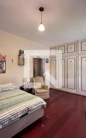 Casa à venda com 250m², 5 quartos e sem vagaSuíte 1