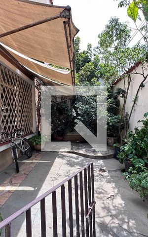 Casa à venda com 250m², 5 quartos e sem vagaJardim