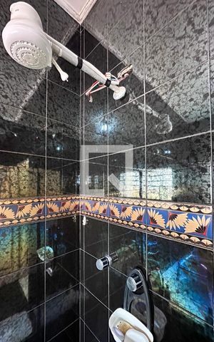 Casa à venda com 250m², 5 quartos e sem vagaBanheiro Social