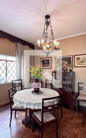 Casa à venda com 250m², 5 quartos e sem vagaSala