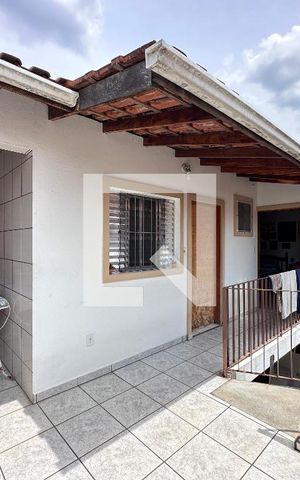 Casa à venda com 250m², 5 quartos e sem vagaÁrea de Serviço