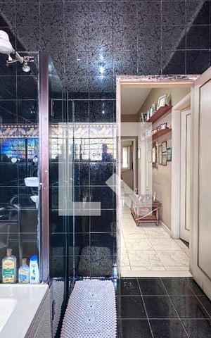 Casa à venda com 250m², 5 quartos e sem vagaBanheiro Social