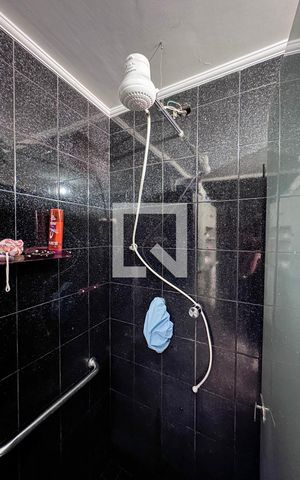 Casa à venda com 250m², 5 quartos e sem vagaBanheiro Suíte 1