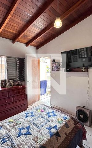 Casa à venda com 250m², 5 quartos e sem vagaSuíte 2 Fundos