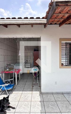 Casa à venda com 250m², 5 quartos e sem vagaÁrea de Serviço