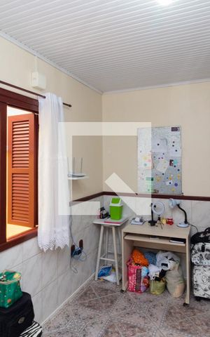Casa à venda com 277m², 4 quartos e 3 vagasCasa 1-Quarto 2