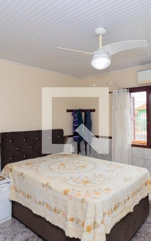 Casa à venda com 277m², 4 quartos e 3 vagasCasa 1-Quarto Suíte