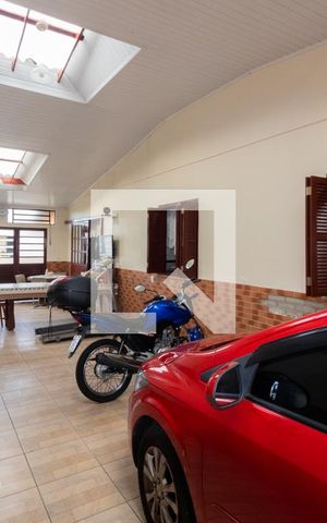 Casa à venda com 277m², 4 quartos e 3 vagasGaragem