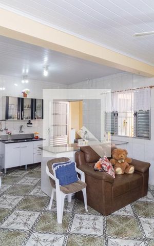 Casa à venda com 277m², 4 quartos e 3 vagasCasa 2 -Sala/Cozinha