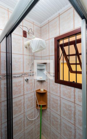 Casa à venda com 277m², 4 quartos e 3 vagasCasa 1 -Banheiro