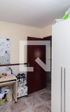Casa à venda com 277m², 4 quartos e 3 vagasCasa 1-Quarto 2