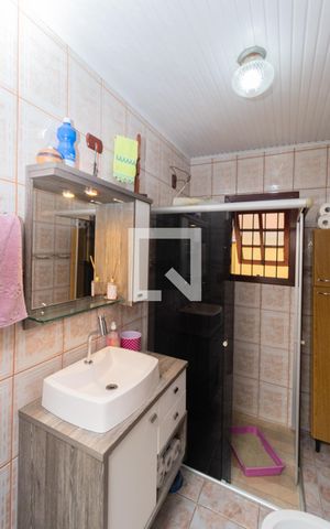 Casa à venda com 277m², 4 quartos e 3 vagasCasa 1 -Banheiro