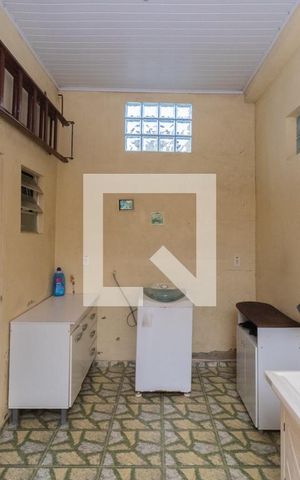 Casa à venda com 277m², 4 quartos e 3 vagasCasa 2 -Área de Serviço