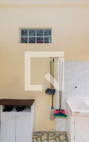 Casa à venda com 277m², 4 quartos e 3 vagasCasa 2 -Área de Serviço