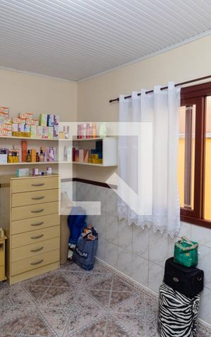 Casa à venda com 277m², 4 quartos e 3 vagasCasa 1-Quarto 2