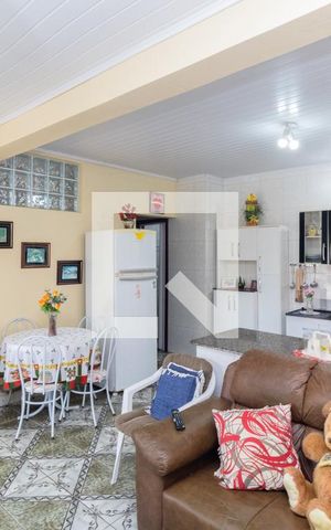 Casa à venda com 277m², 4 quartos e 3 vagasCasa 2 -Sala/Cozinha