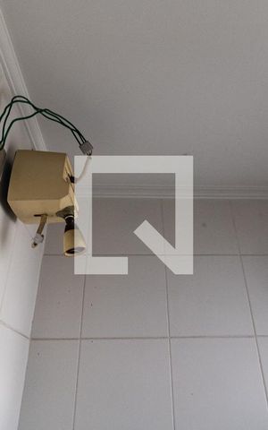 Apartamento à venda com 186m², 4 quartos e 3 vagas Apartamento à venda com 186m², 4 quartos e 3 vagasBanheiro de Serviço