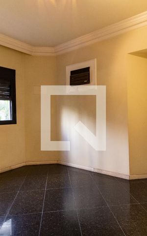Apartamento à venda com 186m², 4 quartos e 3 vagas Apartamento à venda com 186m², 4 quartos e 3 vagasQuarto 4