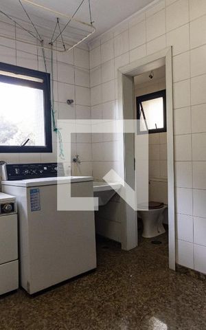 Apartamento à venda com 186m², 4 quartos e 3 vagas Apartamento à venda com 186m², 4 quartos e 3 vagasLavanderia
