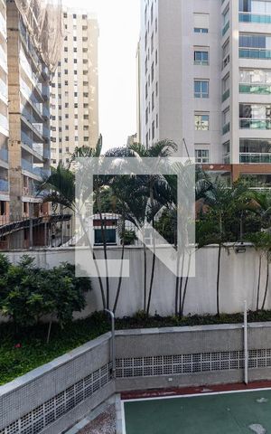 Apartamento à venda com 186m², 4 quartos e 3 vagas Apartamento à venda com 186m², 4 quartos e 3 vagasVista da Suíte 1