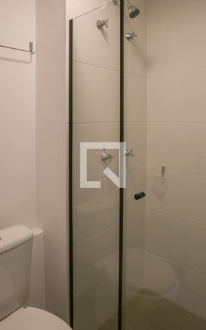 Studio para alugar com 26m², 1 quarto e sem vaga Studio para alugar com 26m², 1 quarto e sem vagaBanheiro