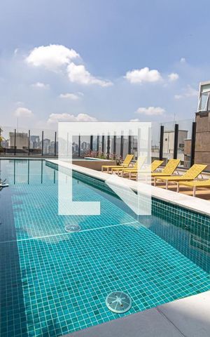 Studio para alugar com 26m², 1 quarto e sem vaga Studio para alugar com 26m², 1 quarto e sem vagaÁrea comum - Piscina