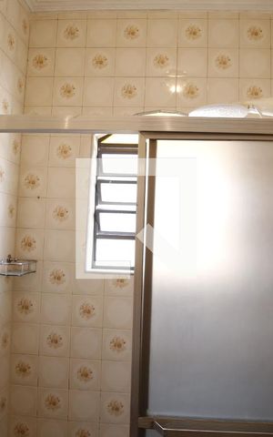 Casa à venda com 200m², 3 quartos e 3 vagasBanheiro da Suíte
