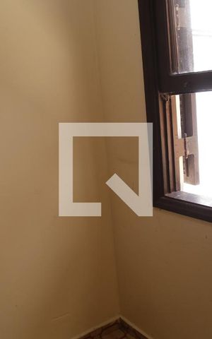 Casa à venda com 200m², 3 quartos e 3 vagasQuarto de Serviço
