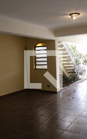 Casa à venda com 200m², 3 quartos e 3 vagasGaragem