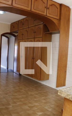 Casa à venda com 200m², 3 quartos e 3 vagasCozinha
