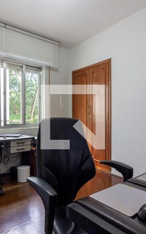 Apartamento à venda com 160m², 3 quartos e 2 vagasQuarto 02