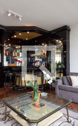 Apartamento à venda com 160m², 3 quartos e 2 vagasSala