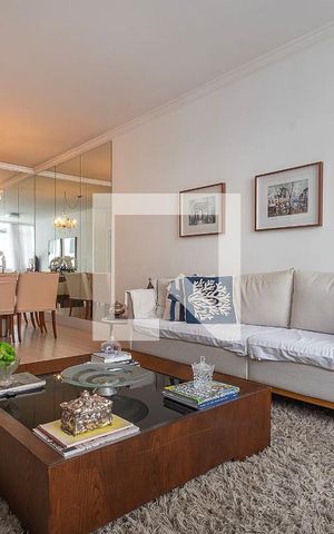 Apartamento à venda com 122m², 3 quartos e 1 vaga Apartamento à venda com 122m², 3 quartos e 1 vagaSala