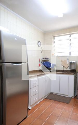 Casa à venda com 325m², 4 quartos e 6 vagasCozinha