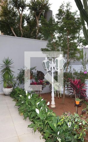 Casa à venda com 325m², 4 quartos e 6 vagasJardim
