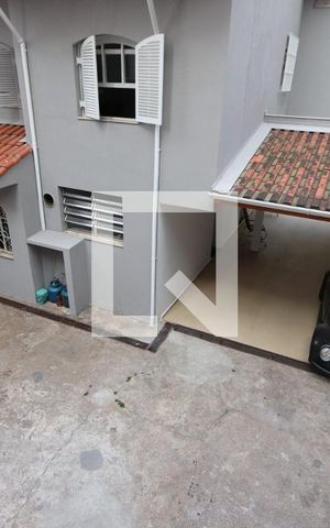 Casa à venda com 325m², 4 quartos e 6 vagasQuintal