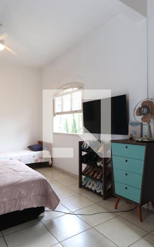 Casa à venda com 325m², 4 quartos e 6 vagasQuarto 1