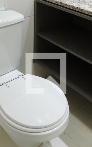 Apartamento à venda com 107m², 3 quartos e 2 vagasBanheiro da Suíte