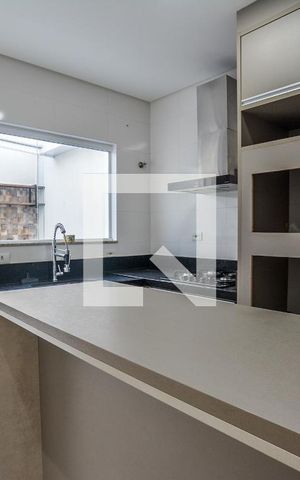 Apartamento para alugar com 110m², 3 quartos e 2 vagasCozinha
