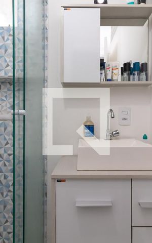 Apartamento à venda com 65m², 2 quartos e 1 vagaBanheiro 2