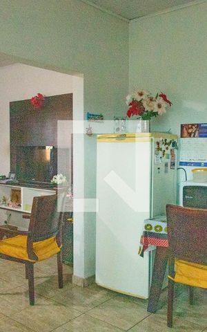 Casa à venda com 250m², 4 quartos e 4 vagas Casa à venda com 250m², 4 quartos e 4 vagasCasa 2 - cozinha