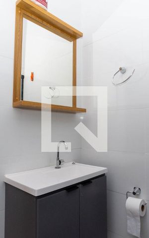 Casa à venda com 136m², 3 quartos e 2 vagasBanheiro