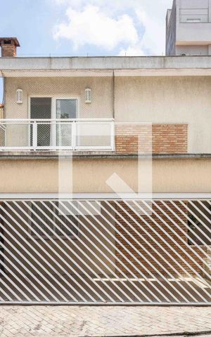 Casa à venda com 250m², 5 quartos e 4 vagasFachada