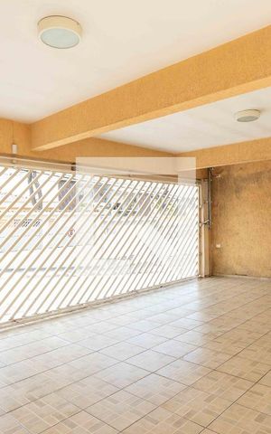 Casa à venda com 250m², 5 quartos e 4 vagasGaragem