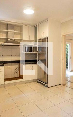 Casa à venda com 250m², 5 quartos e 4 vagasCozinha