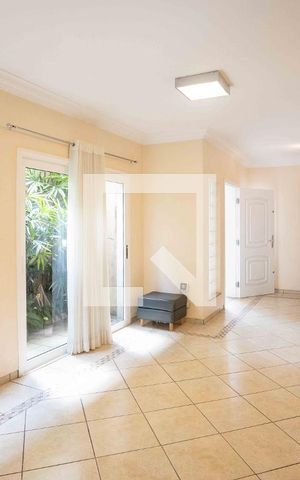 Casa à venda com 250m², 5 quartos e 4 vagasSala de Jantar