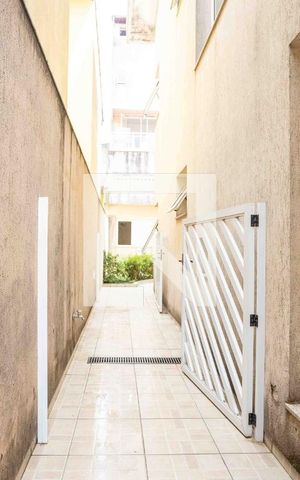Casa à venda com 250m², 5 quartos e 4 vagasQuintal